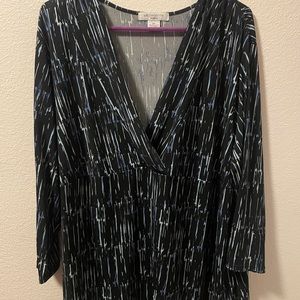 Liz Claiborne blue and black stretchy blouse